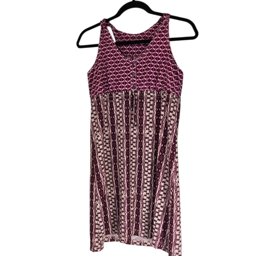 Athleta Featherweight dress pink & maroon Sze Small